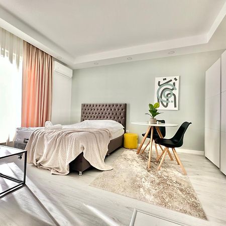 Single Room A503 Stayinn By Cosmopolis Stefanestii de Jos Luaran gambar