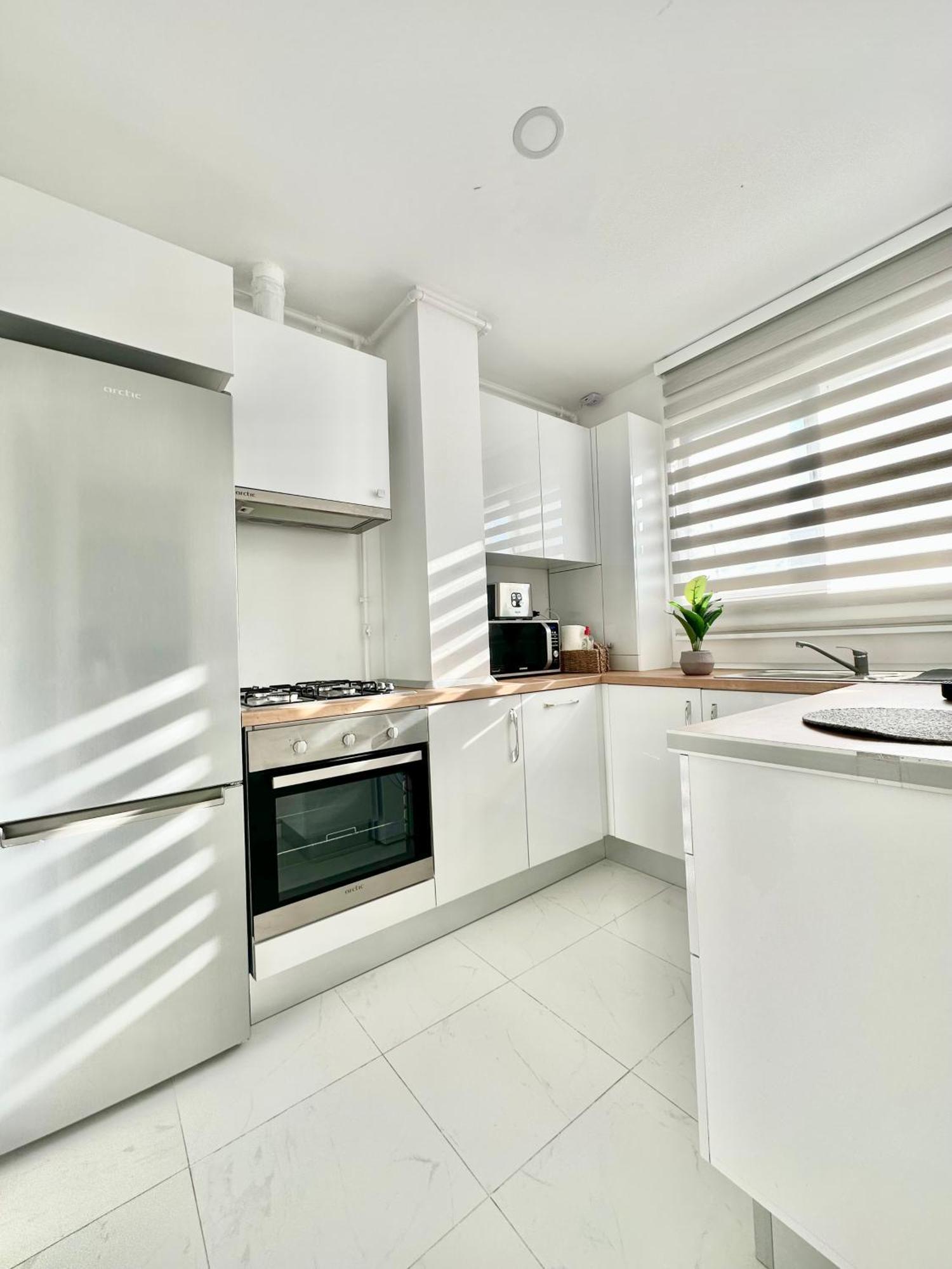 Single Room A503 Stayinn By Cosmopolis Stefanestii de Jos Luaran gambar